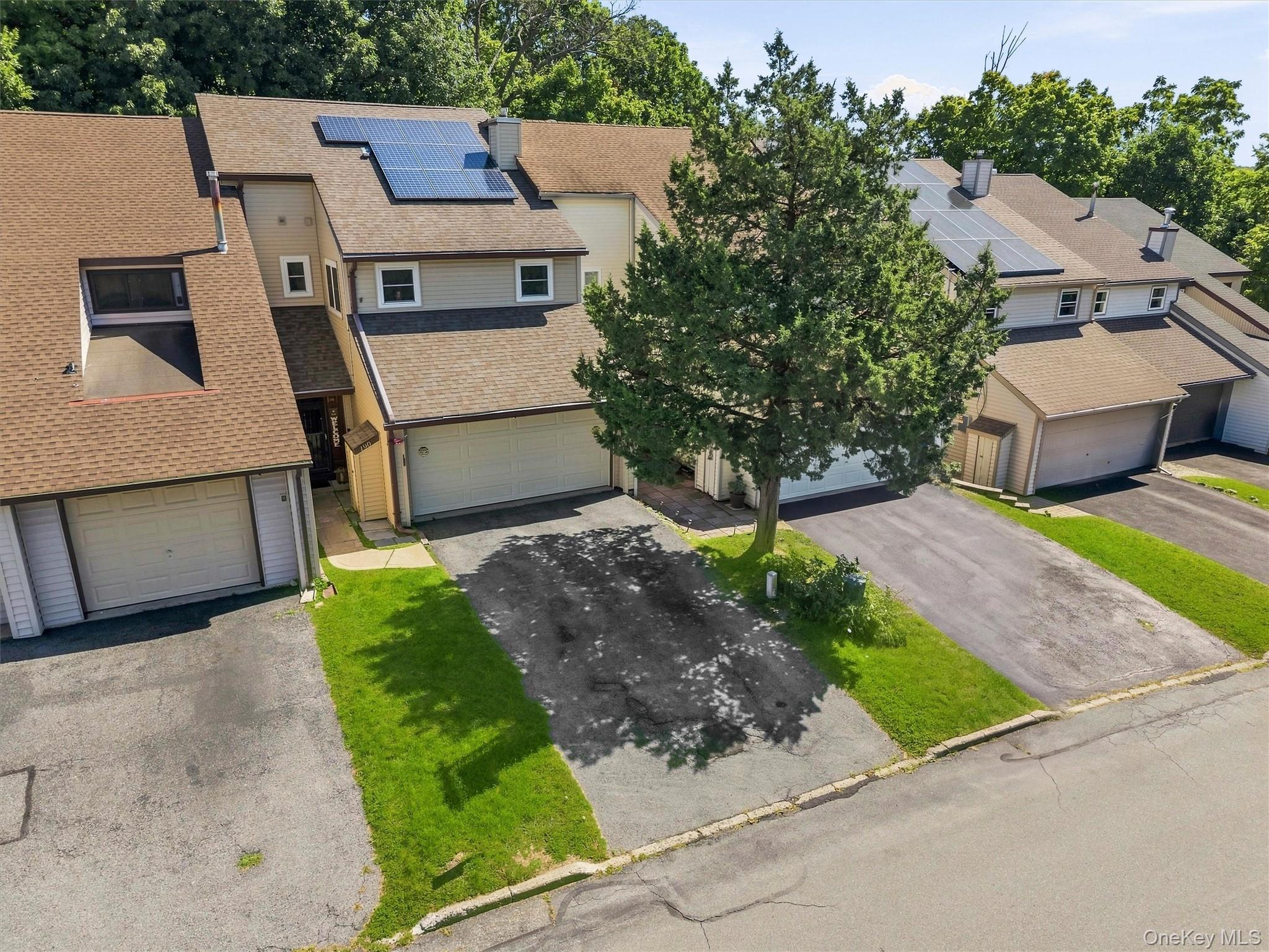 190 Country Club Drive, Florida NY 10921