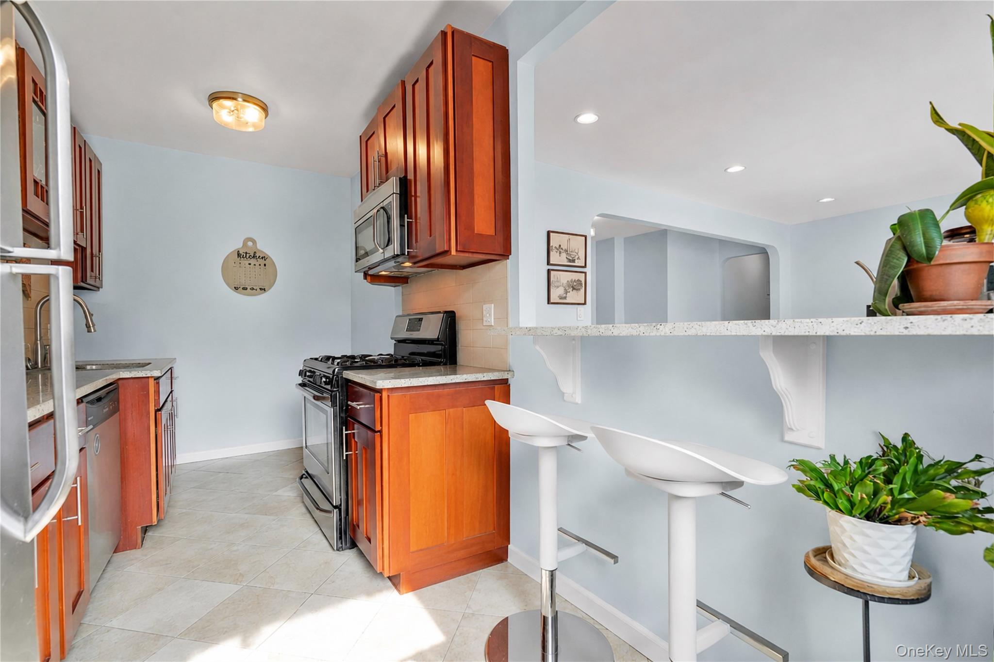 67-35 Yellowstone Boulevard Unit 4P, Forest Hills NY 11375