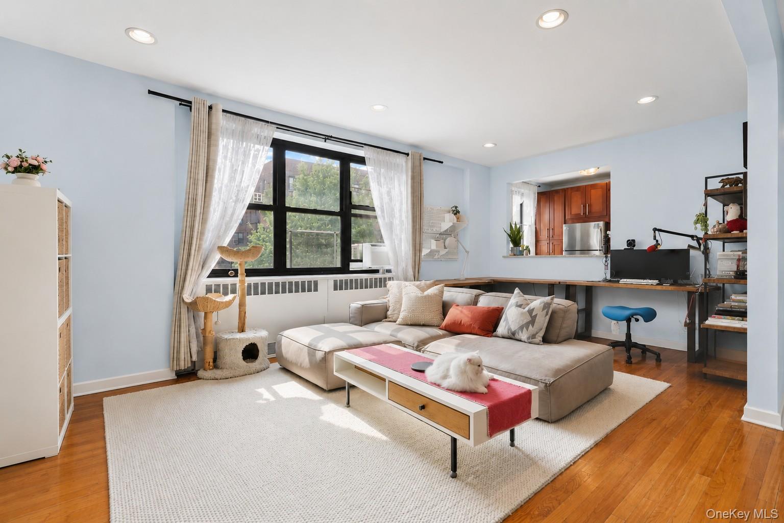 67-35 Yellowstone Boulevard Unit 4P, Forest Hills NY 11375
