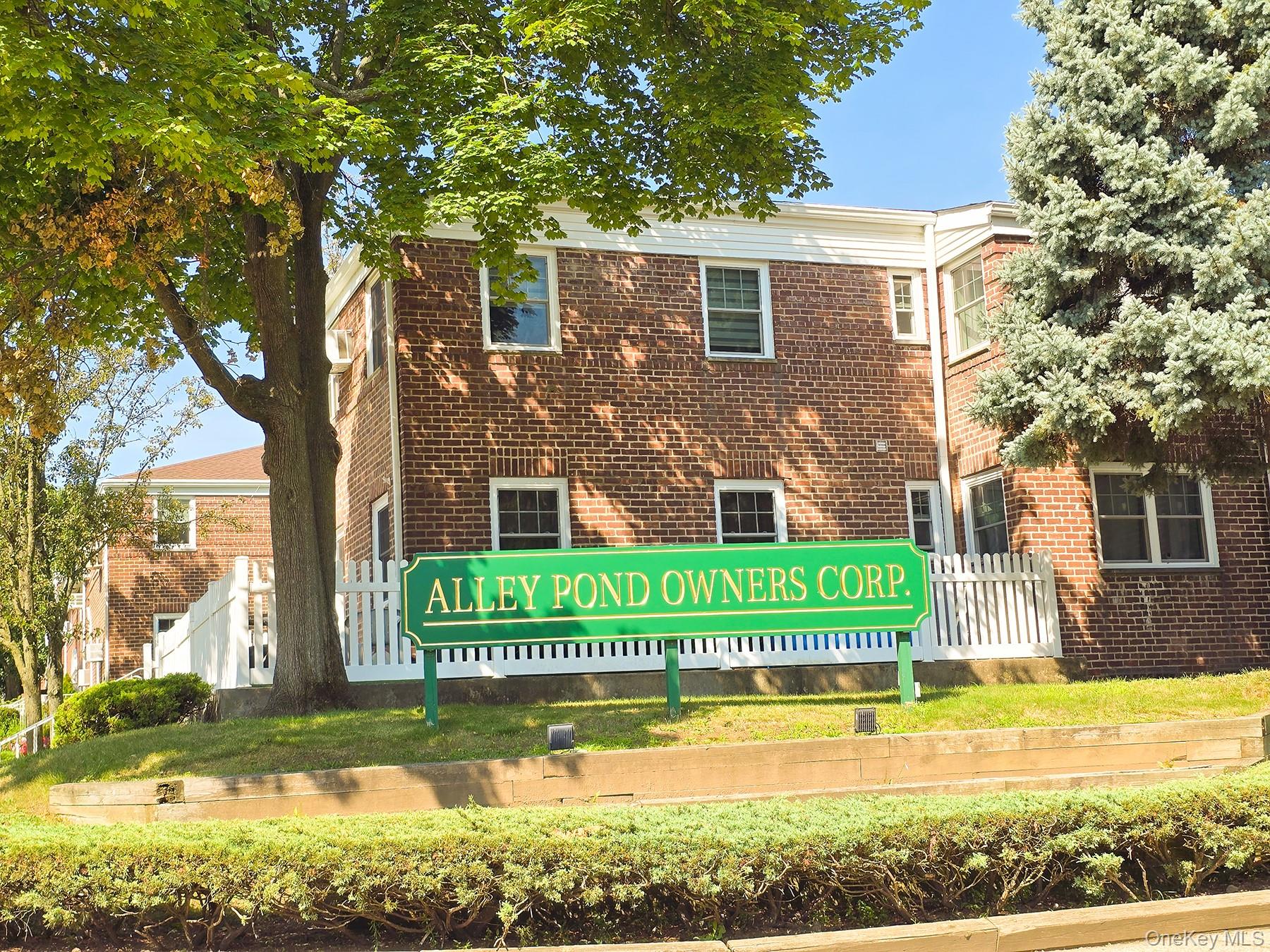 229-28 Kingsbury Avenue Unit B, Bayside NY 11364