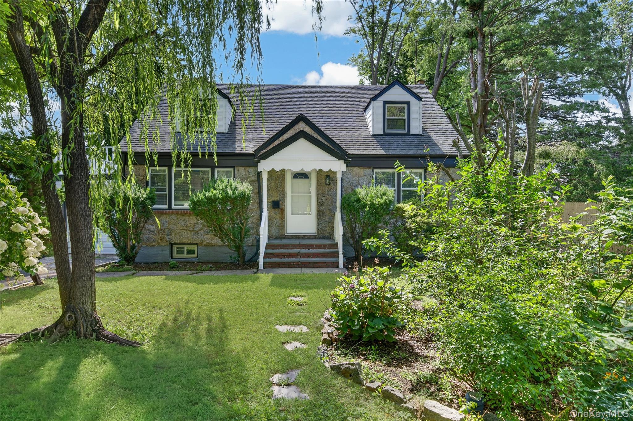 343 Sylvan Lane, Westbury NY 11590