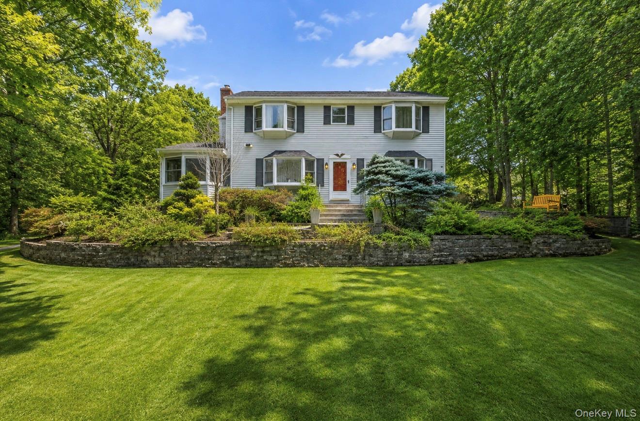 4 Chaucer Road, Staatsburg NY 12580