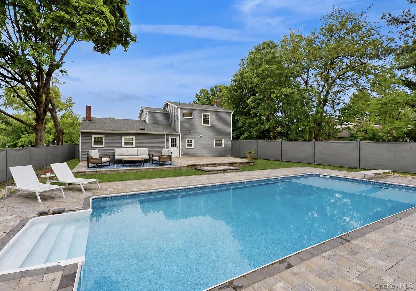25 Charter Avenue, Dix Hills NY 11746