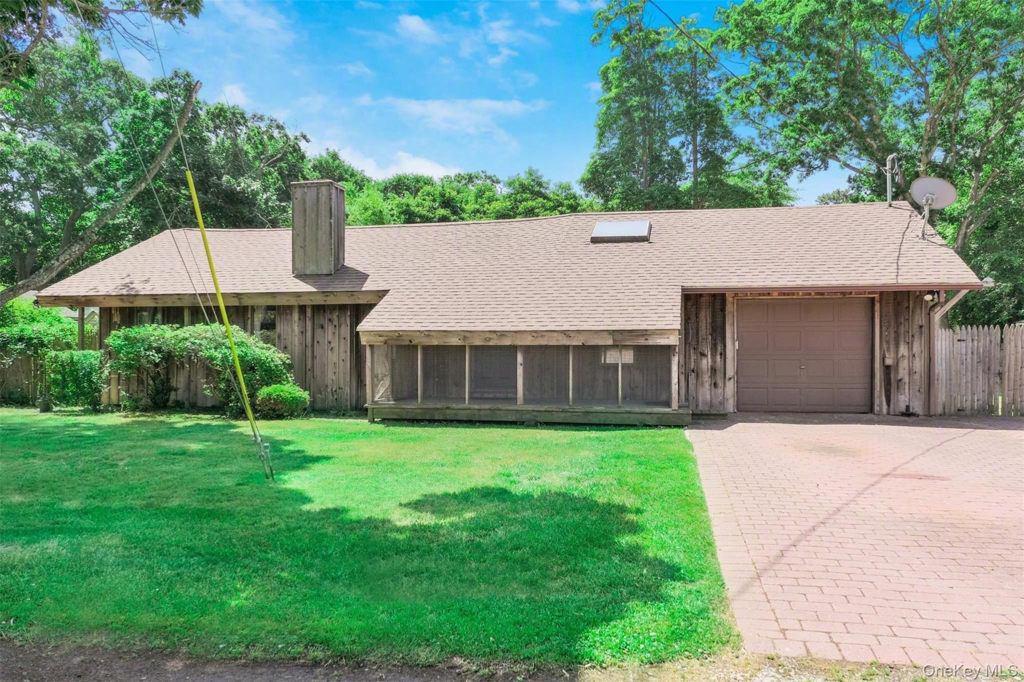 12 Clover Lane, Brookhaven NY 11719