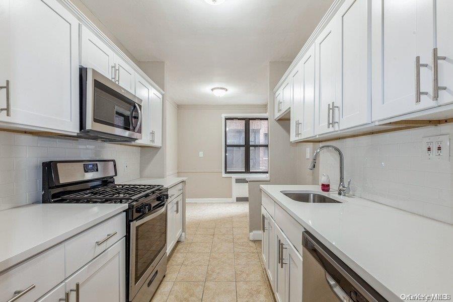 69-10 Yellowstone Boulevard Unit 202, Forest Hills NY 11375