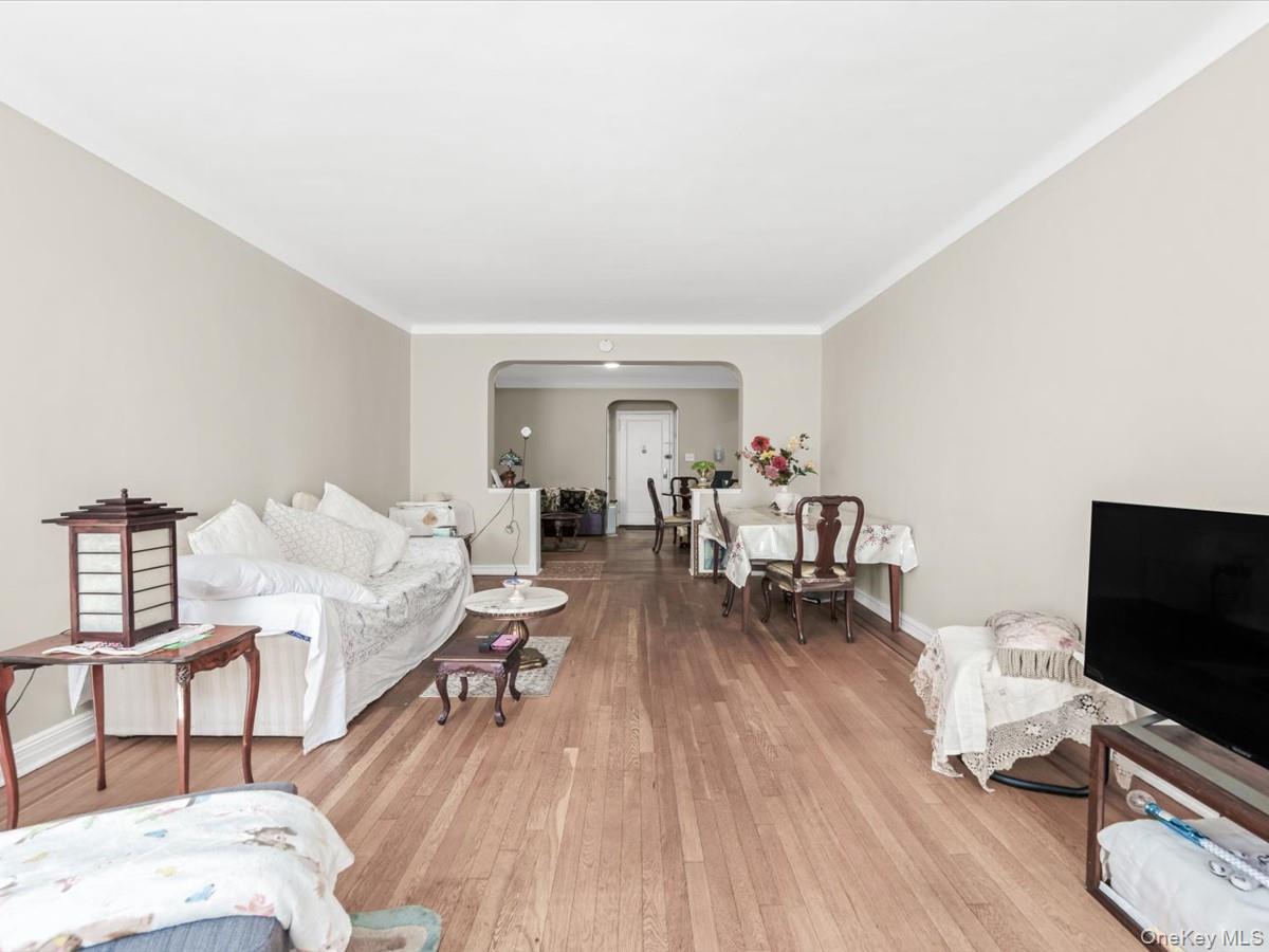 69-10 Yellowstone Boulevard Unit 202, Forest Hills NY 11375