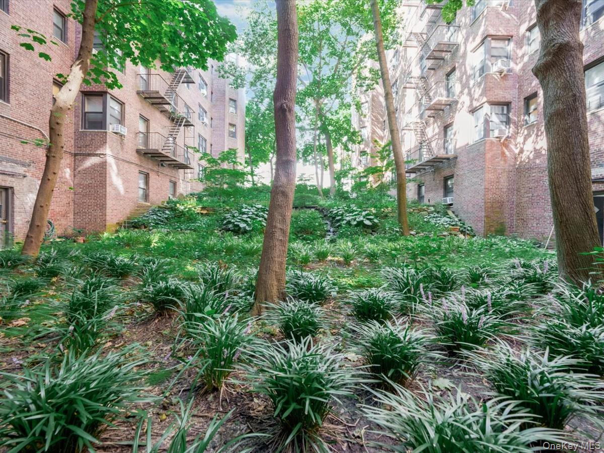 69-10 Yellowstone Boulevard Unit 202, Forest Hills NY 11375