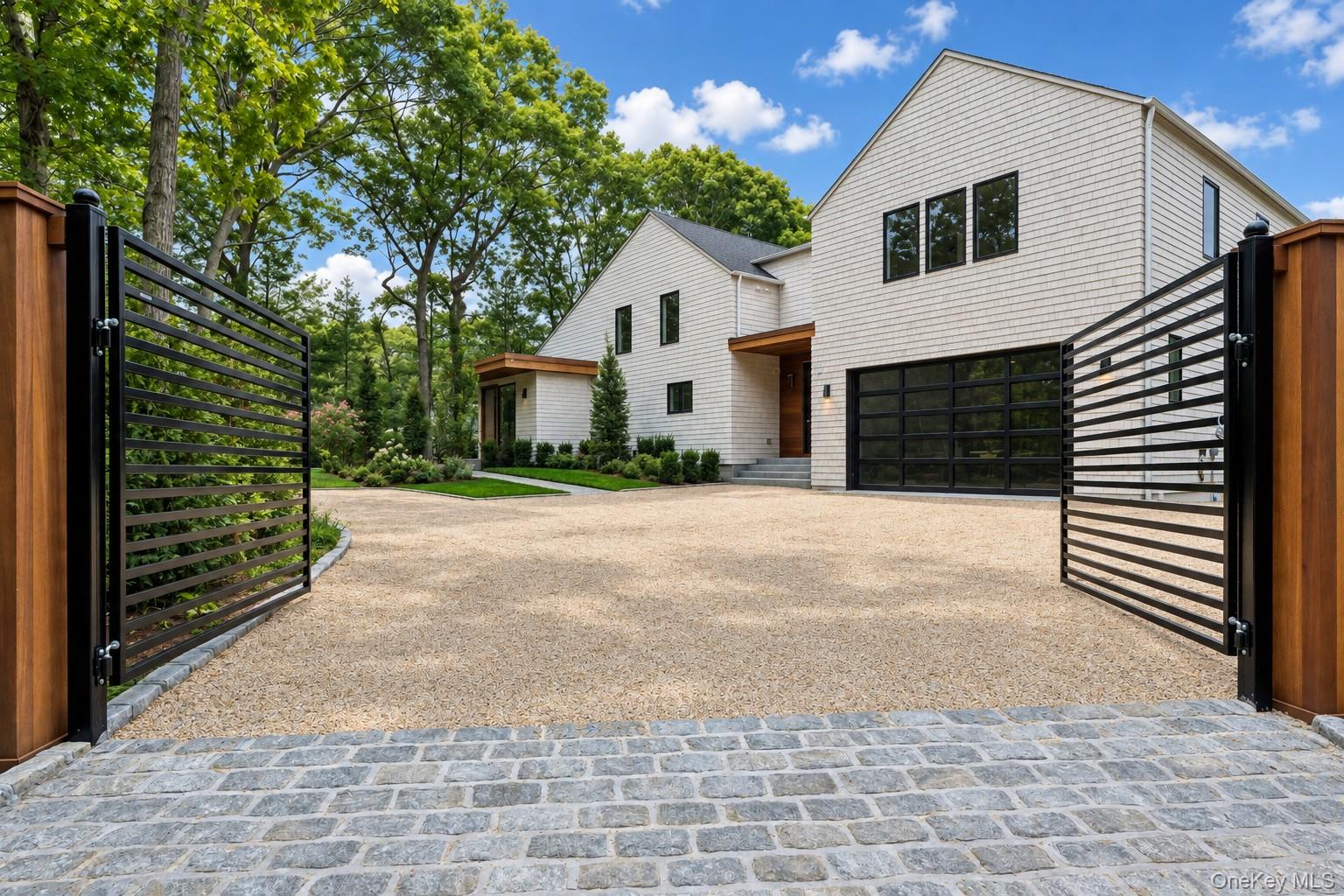 1768 Majors Path, Southampton NY 11968