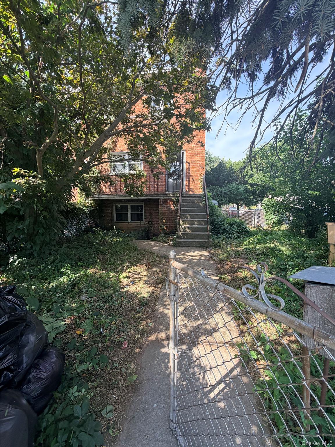 4200 E Tremont Avenue, Bronx NY 10465