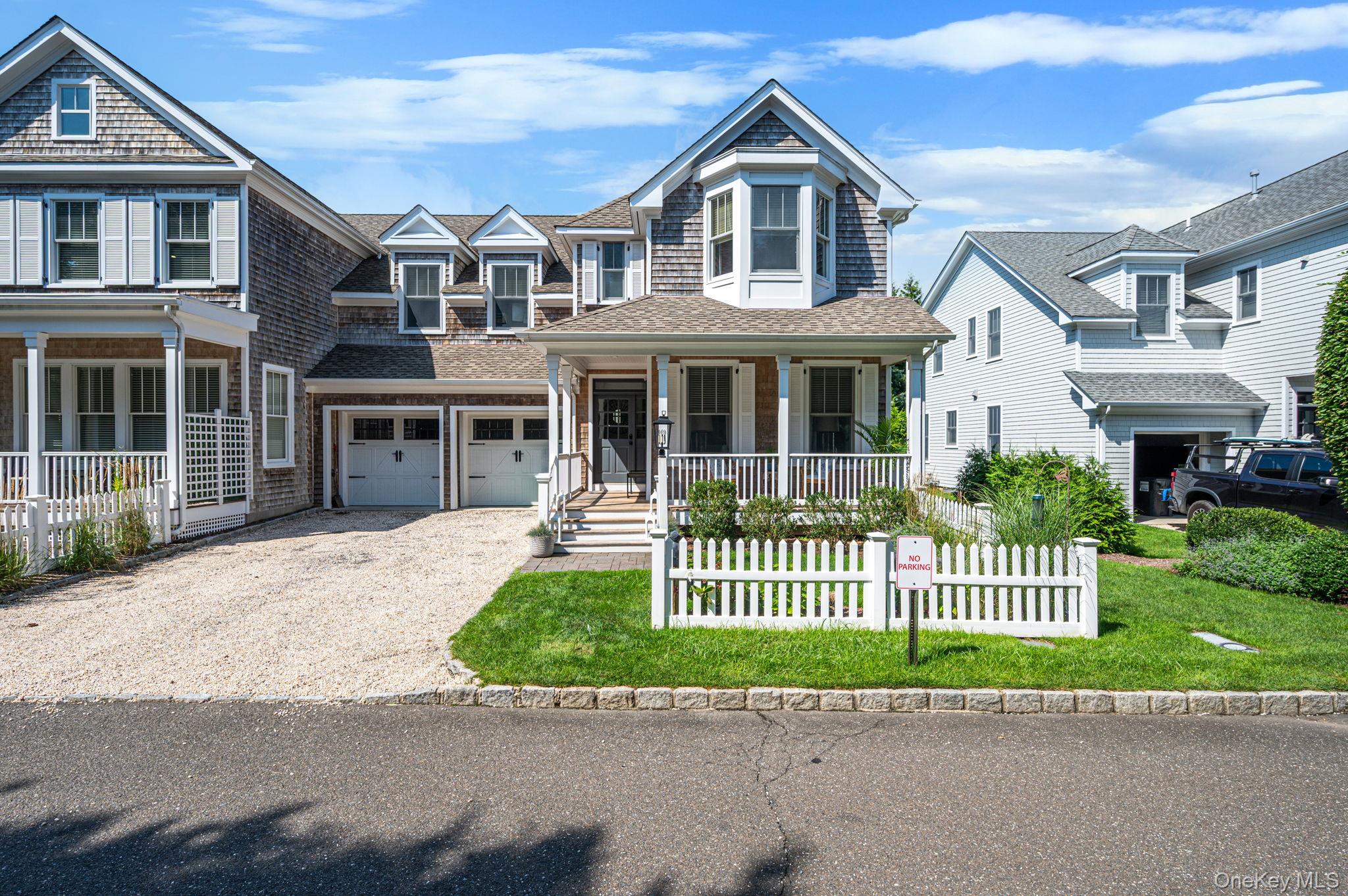 24 Pond Crossing Unit 11, Southampton NY 11968