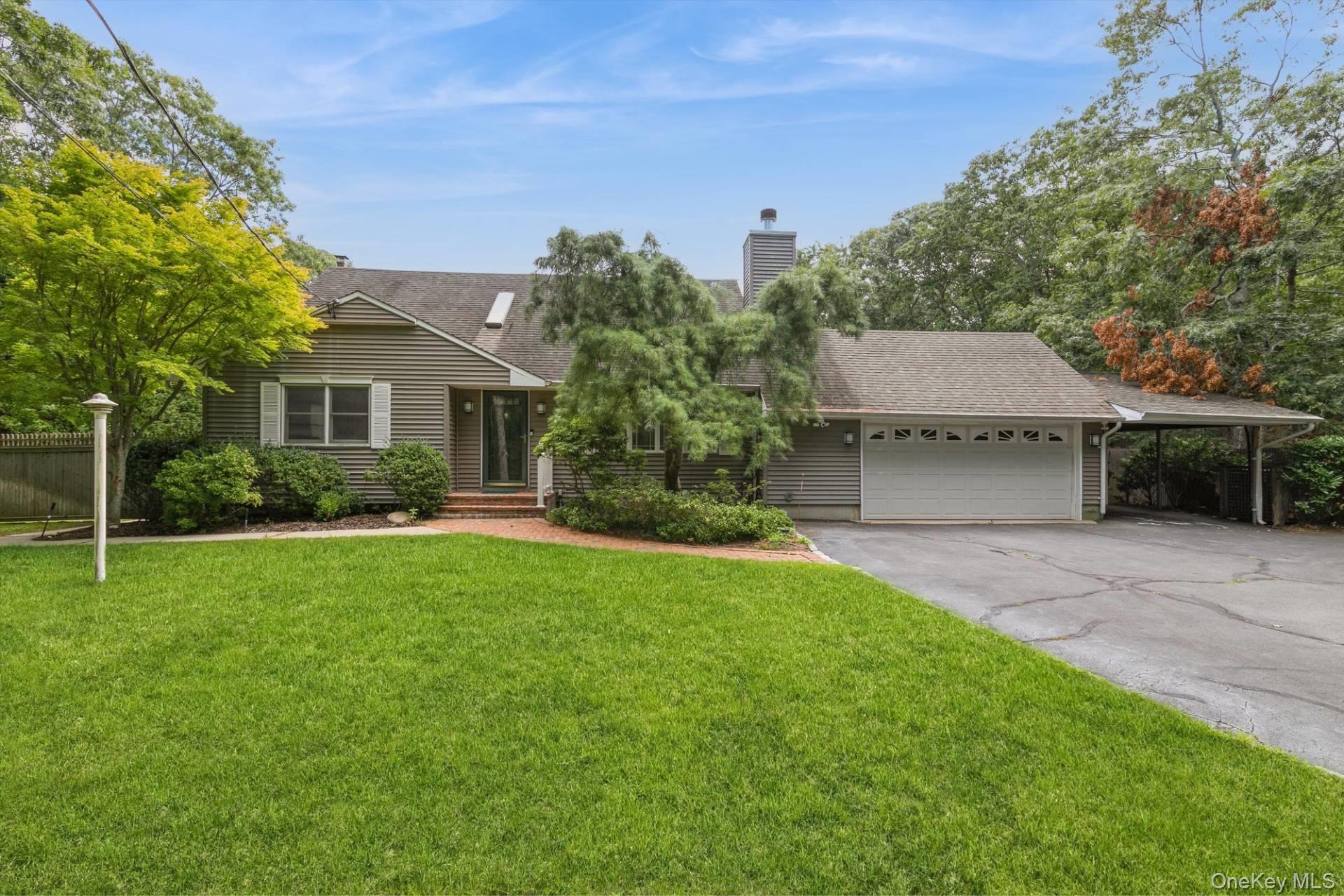 10 W Landing Road, Hampton Bays NY 11946