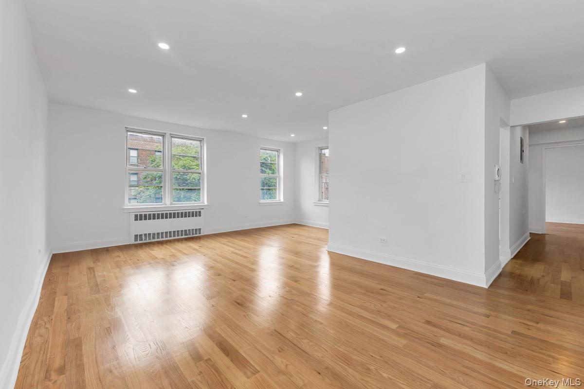66-33 Yellowstone Boulevard Unit 5D, Forest Hills NY 11375