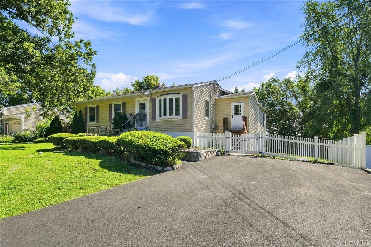 34 Fairfax Road, Fishkill NY 12524