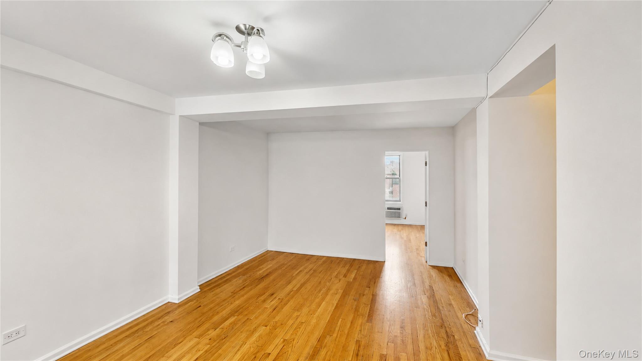 60-11 Broadway Unit 3L, Woodside NY 11377
