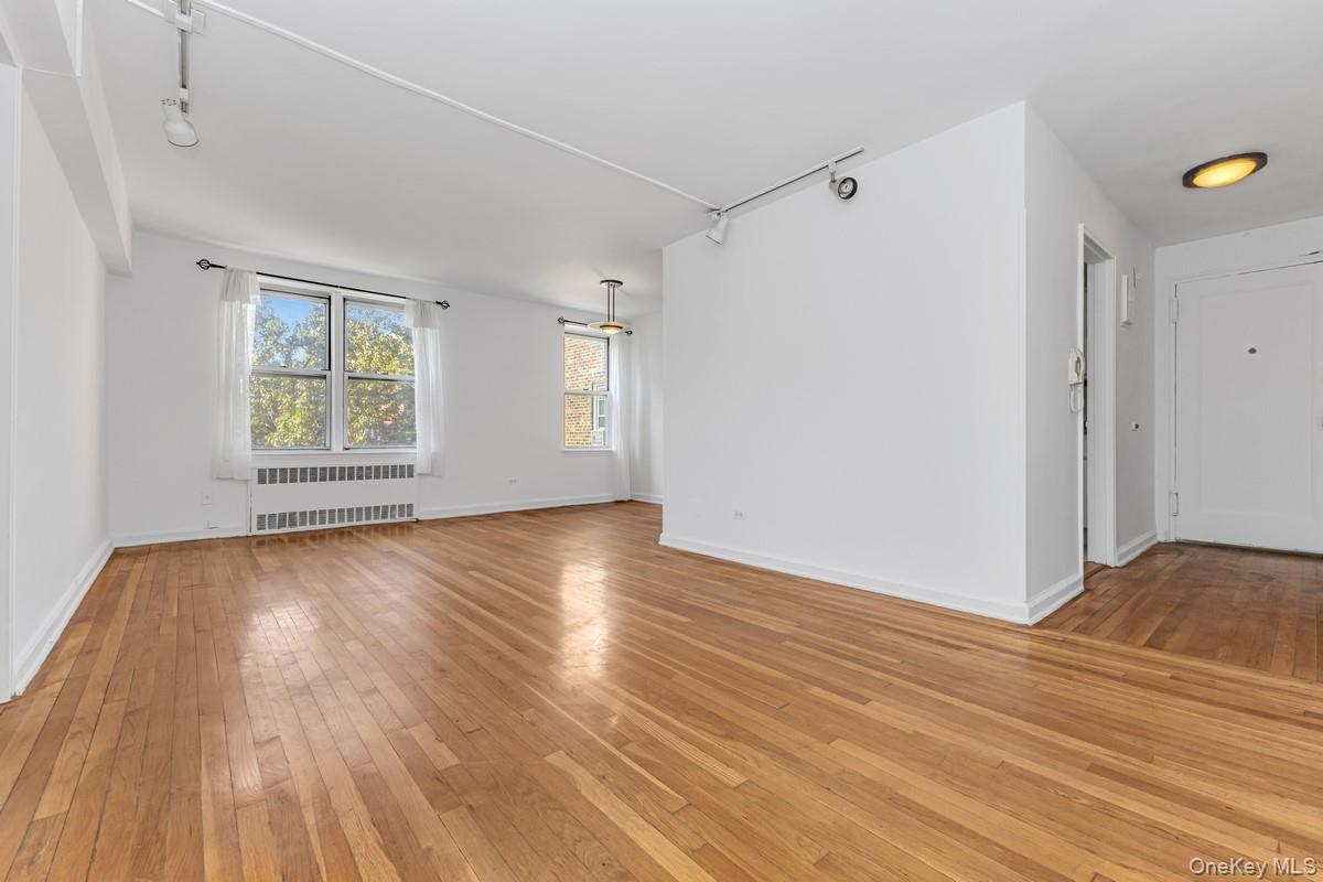 105-25 67th Road Unit 4A, Forest Hills NY 11375