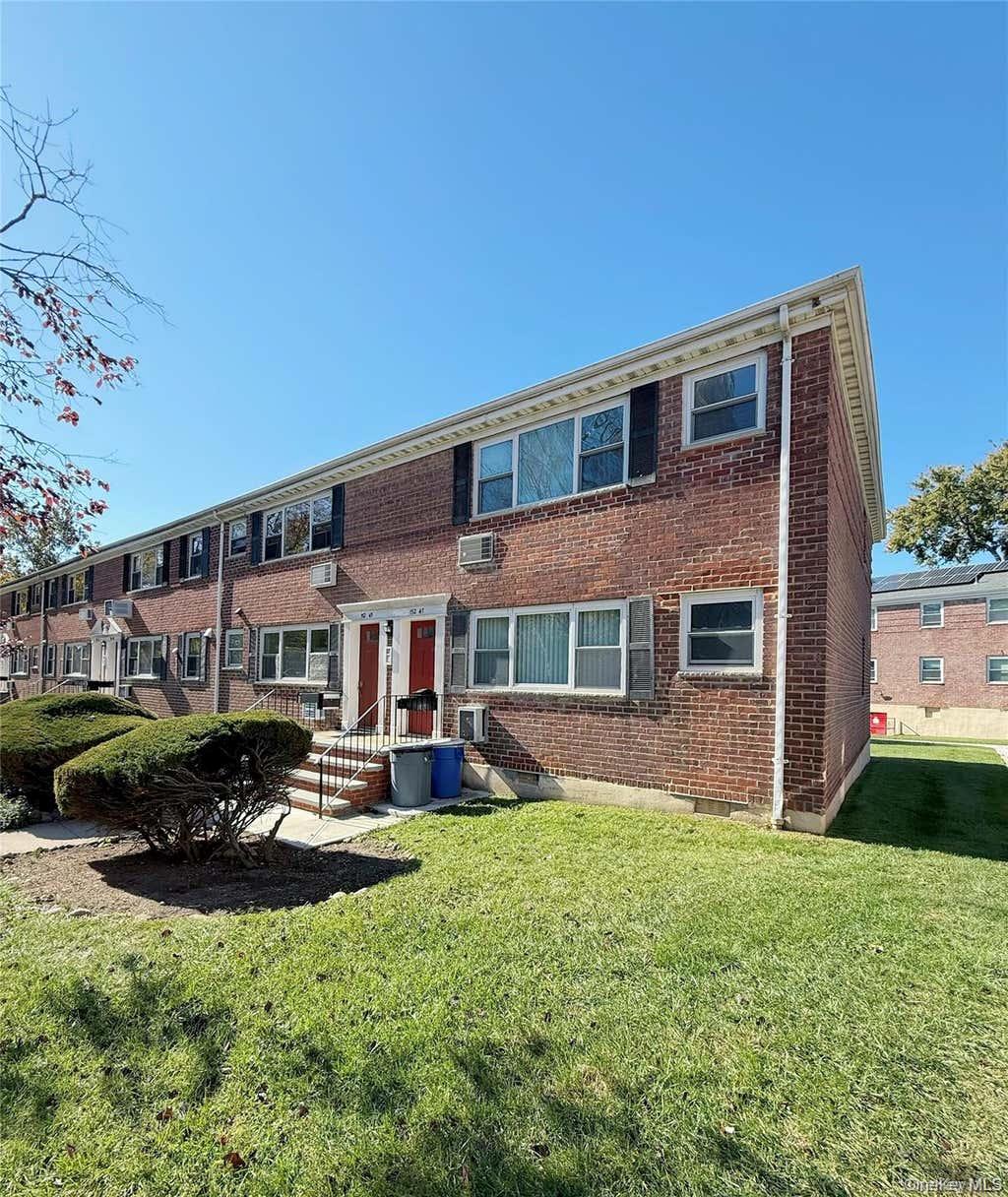 152-47 Jewel Avenue Unit B, Flushing NY 11367
