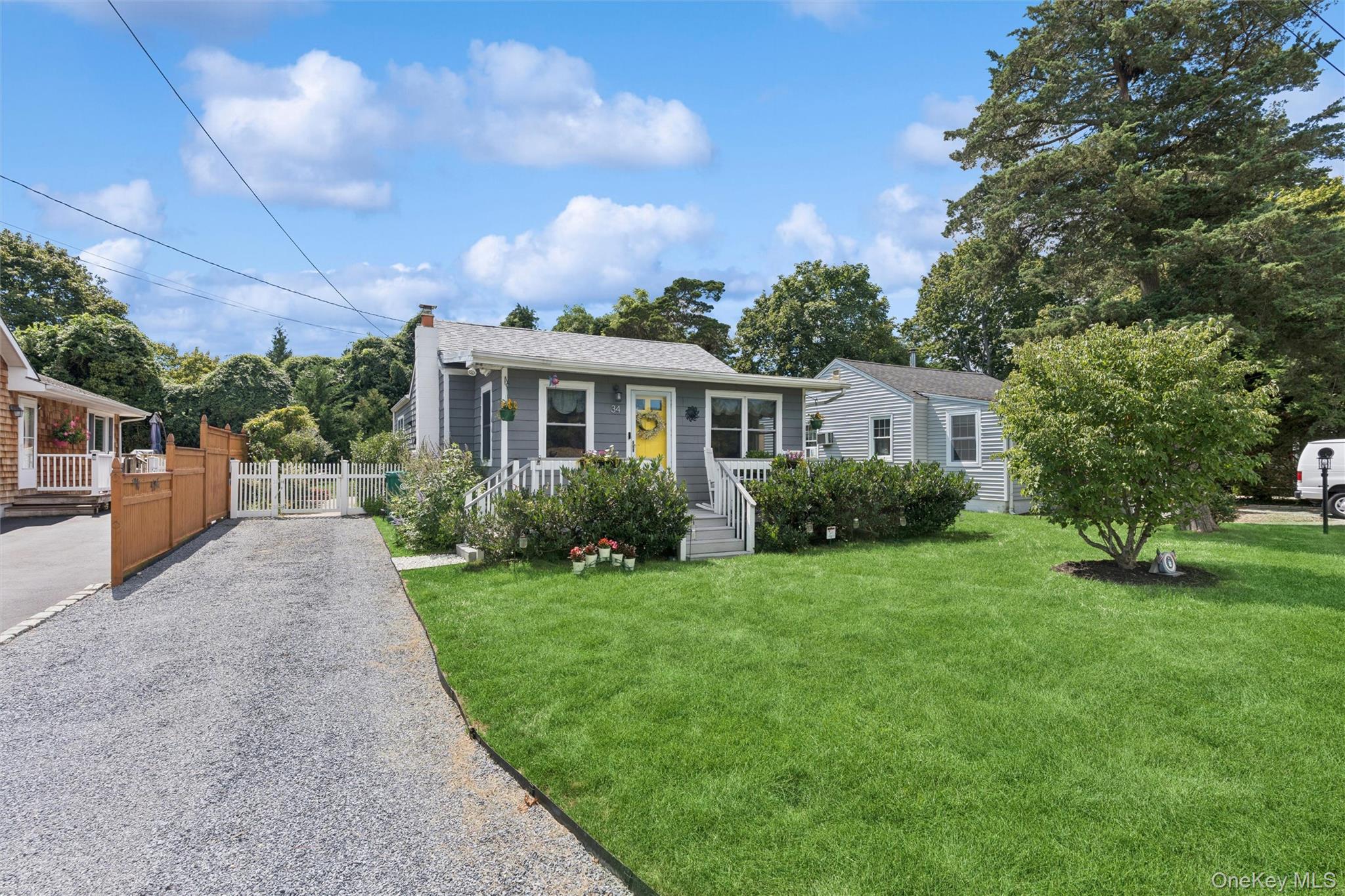34 W End Avenue, East Quogue NY 11942