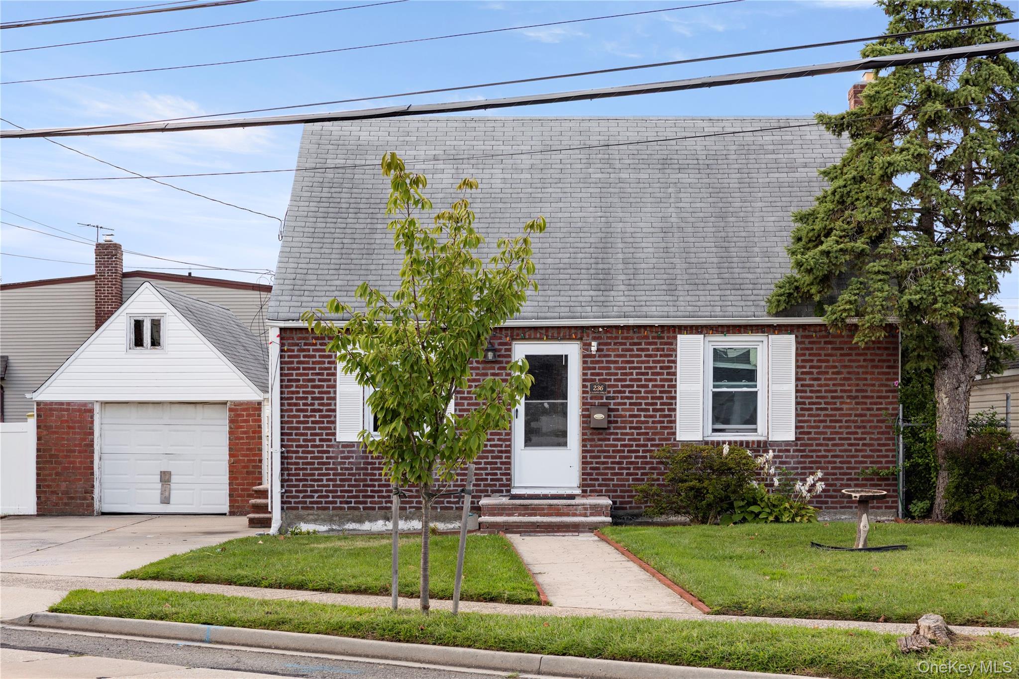 236 Dogwood Avenue, Franklin Square NY 11010