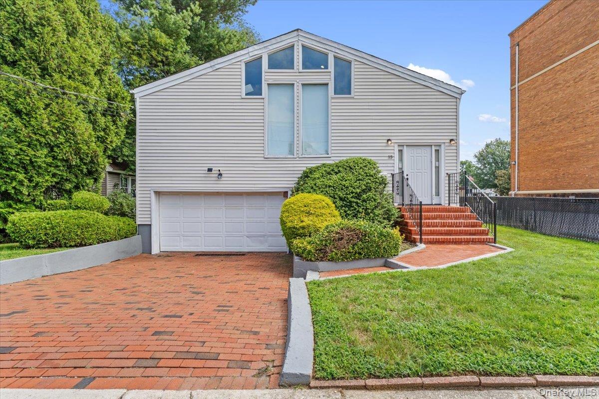 15 Church Street, Great Neck NY 11023