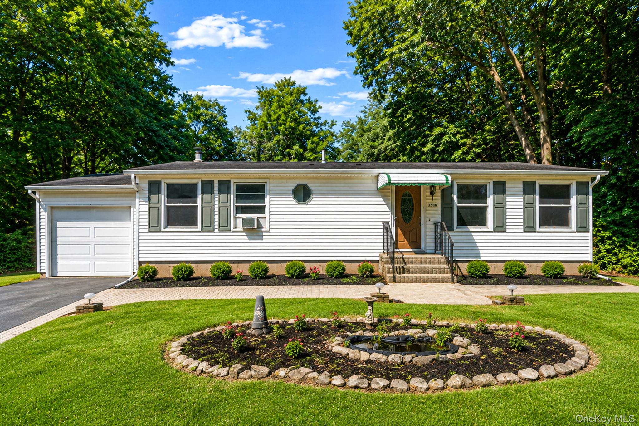 2356 Walnut Avenue, Ronkonkoma NY 11779