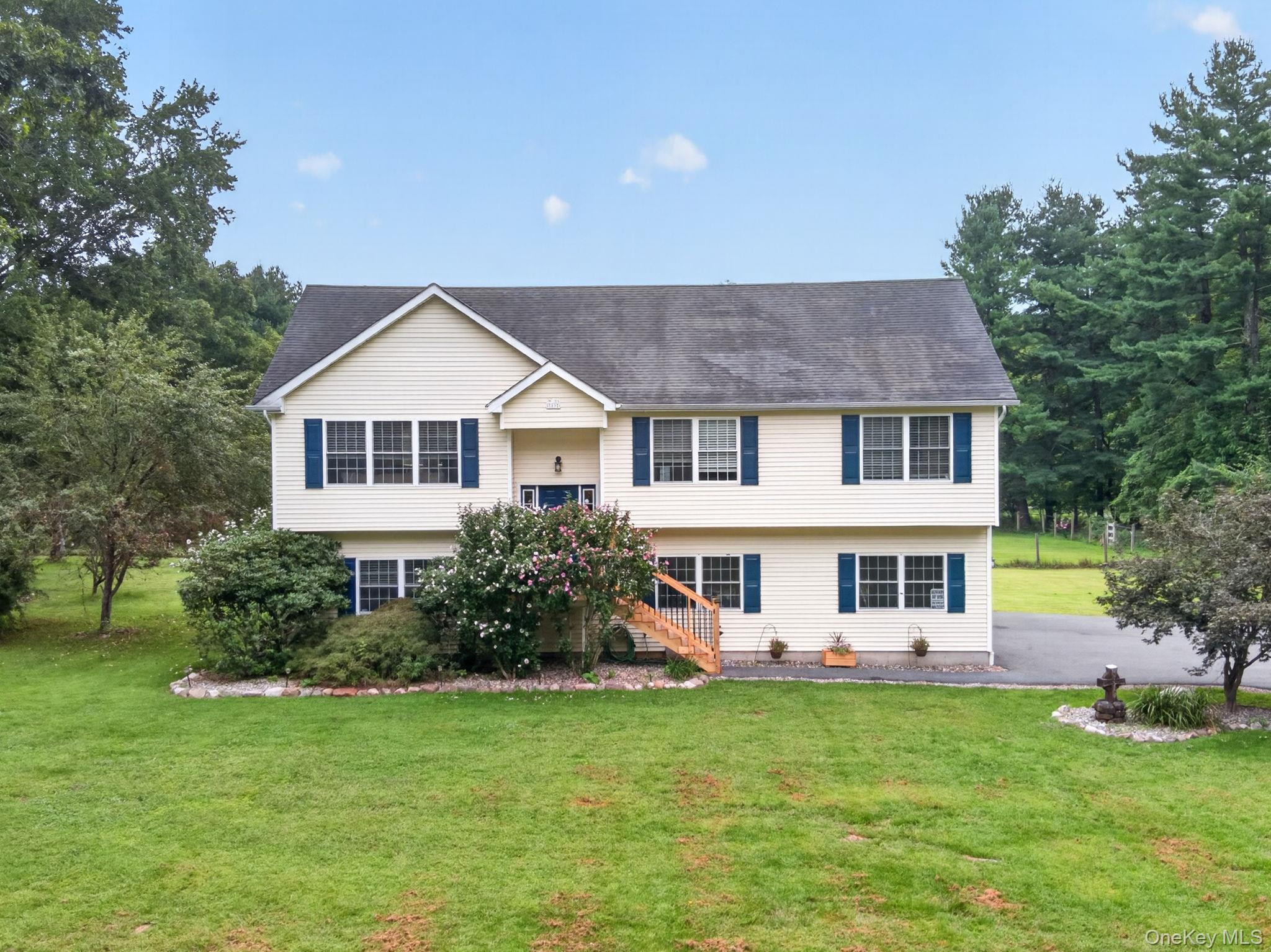 59 Gillespie Street, Pine Bush NY 12566
