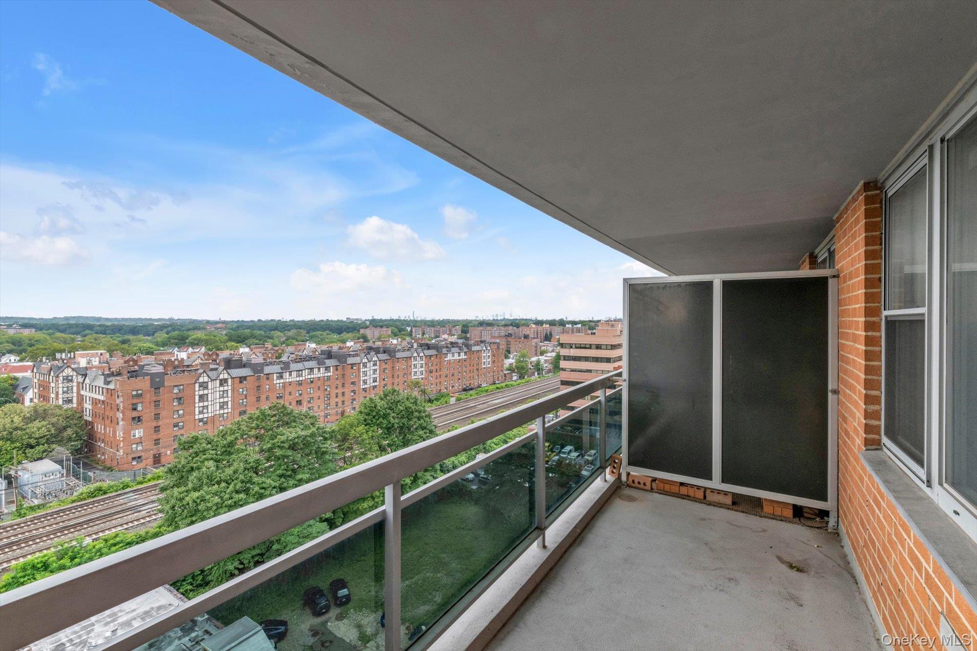 70-25 Yellowstone Boulevard Unit 14H, Forest Hills NY 11375