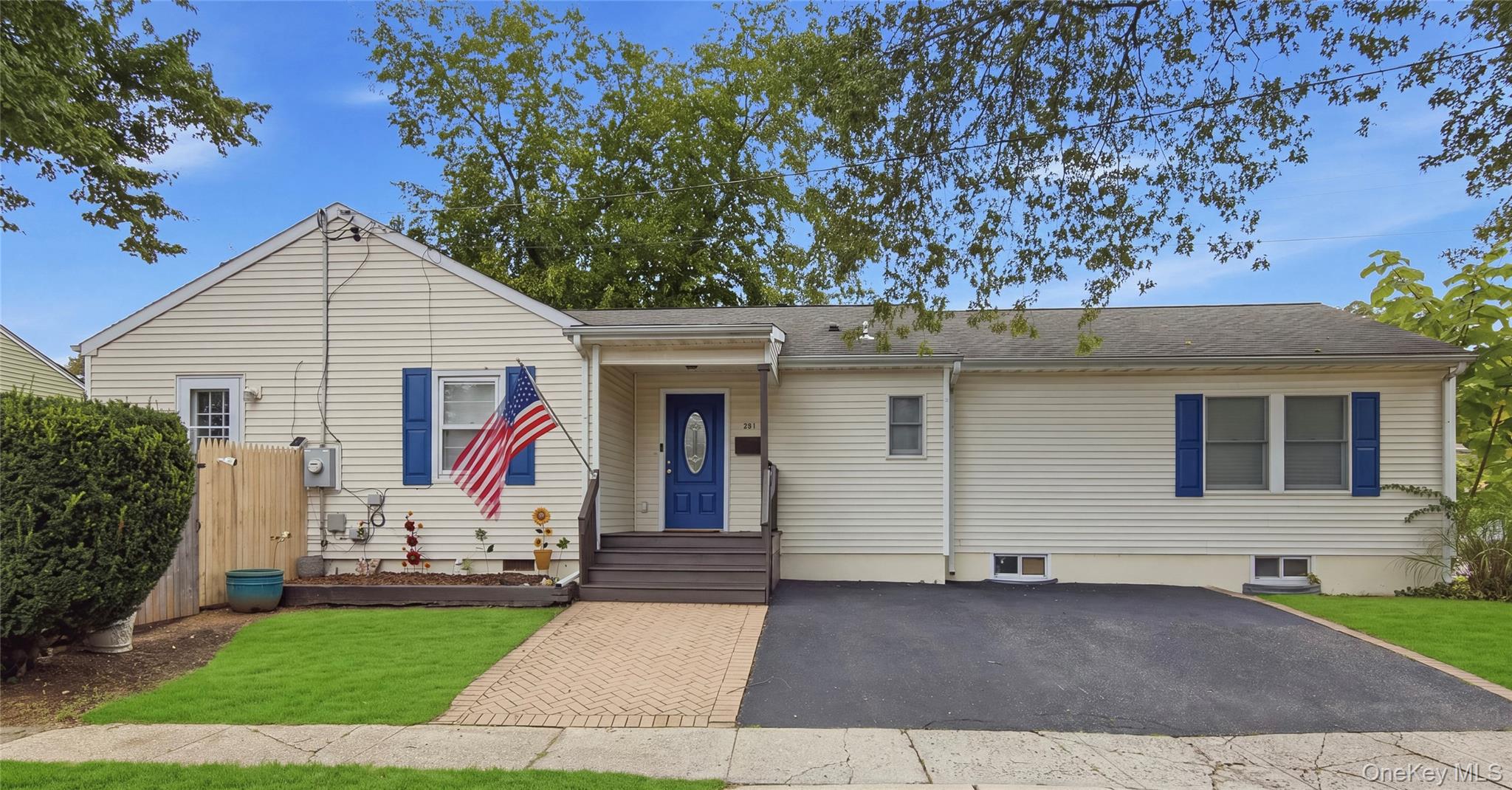 301 Laurel Road, Northport NY 11768