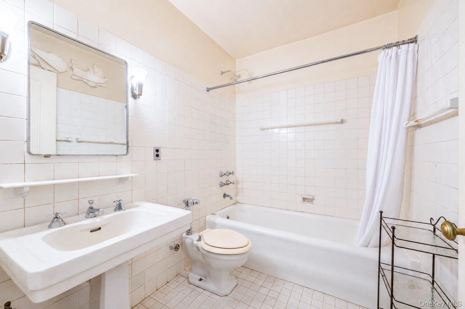 30 Sutton Place Unit 12E, Manhattan NY 10022