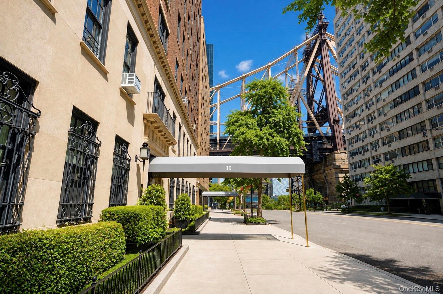 30 Sutton Place Unit 12E, Manhattan NY 10022