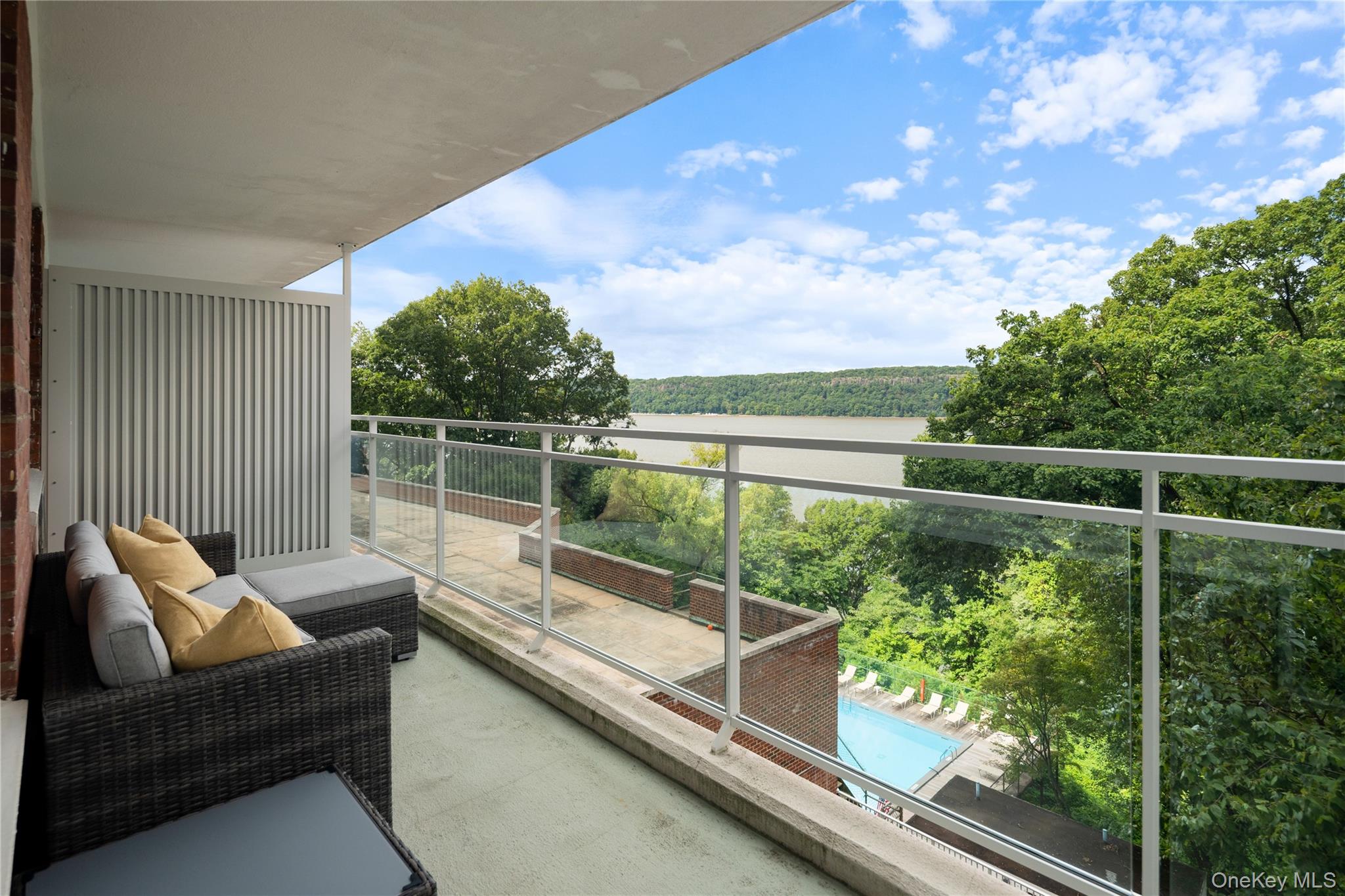 2575 Palisade Avenue Unit 3J, Bronx NY 10463