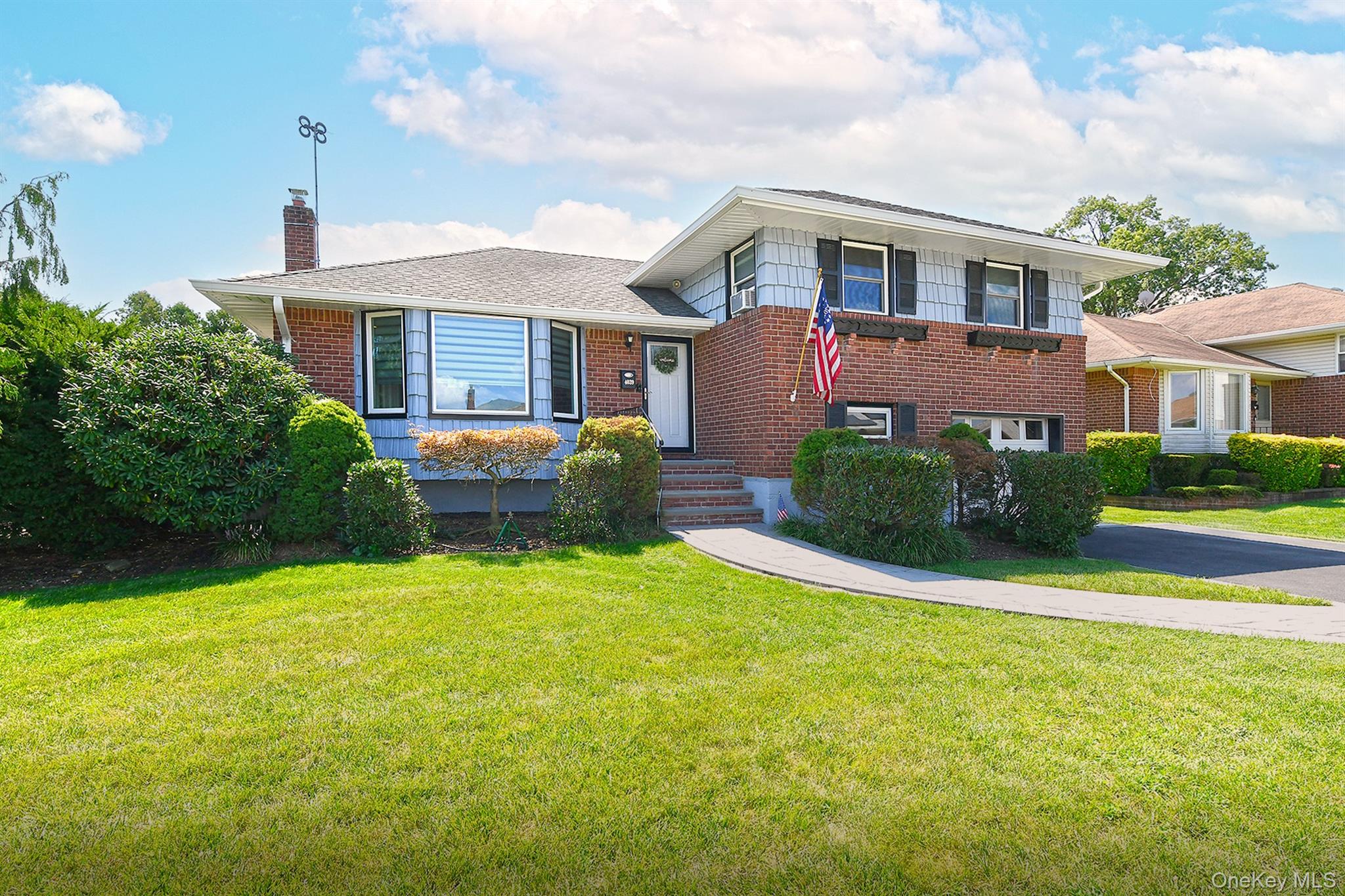 4039 Hahn Avenue, Bethpage NY 11714