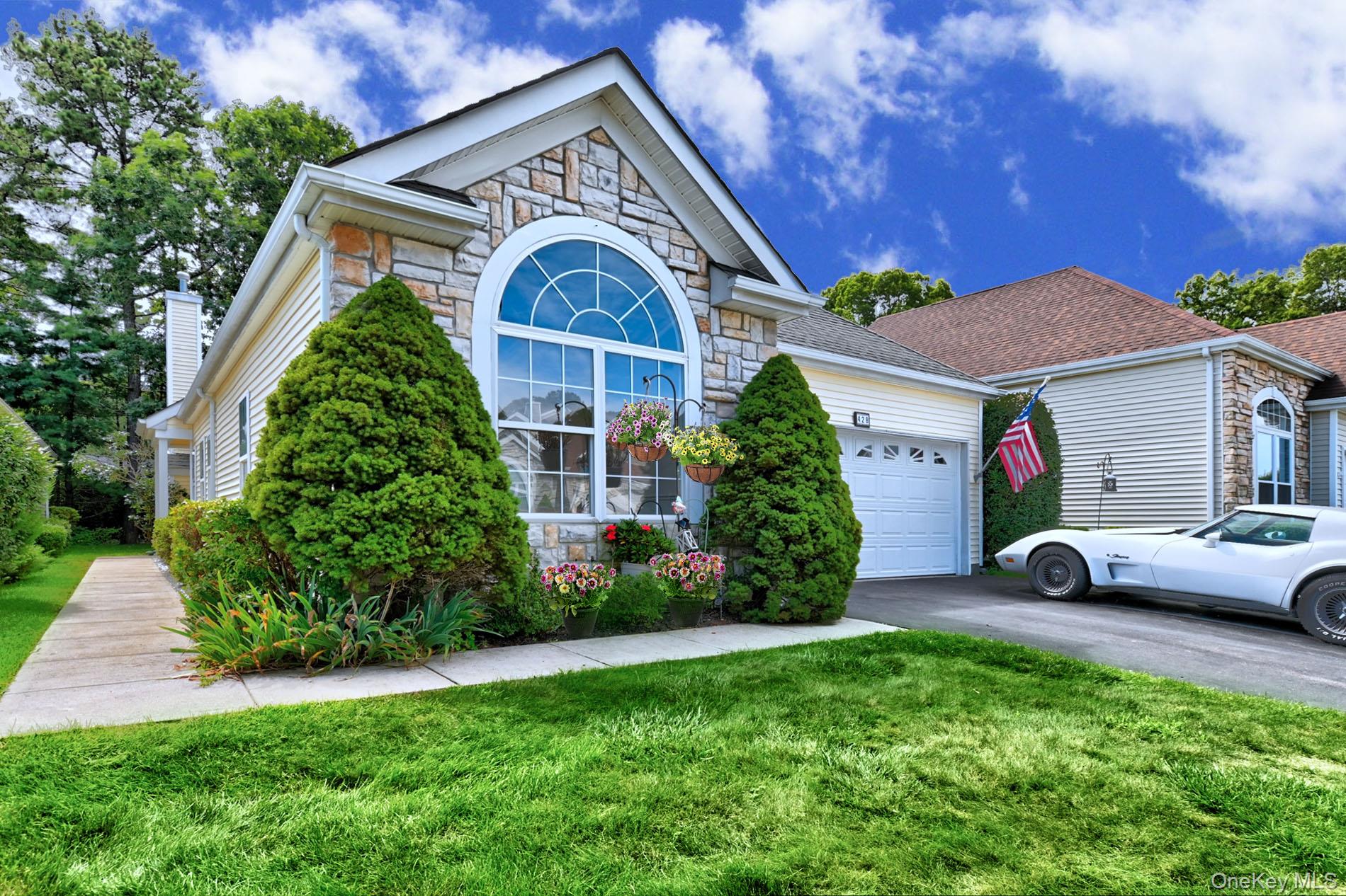 428 Leisure Drive, Ridge NY 11961