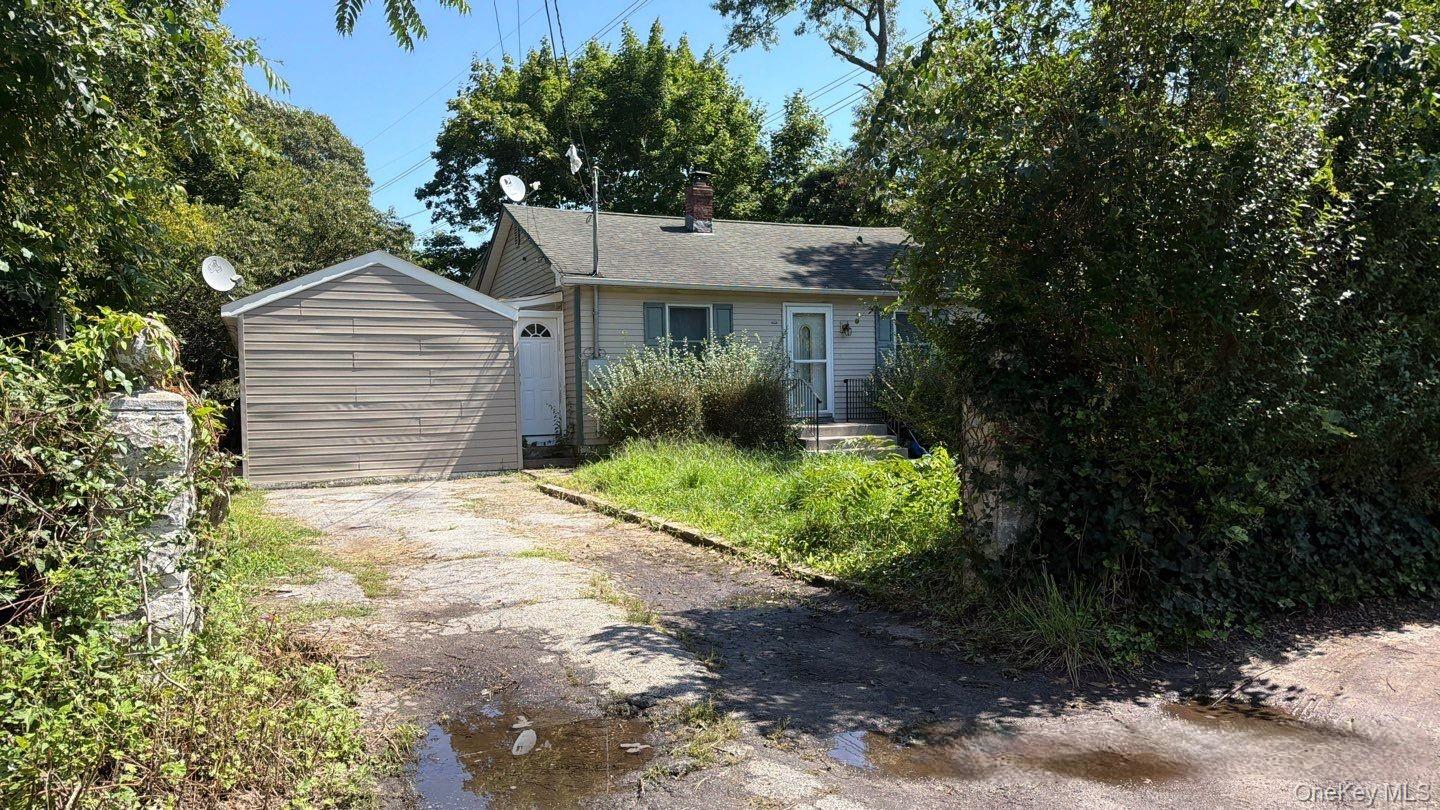 448 Revilo Avenue, Shirley NY 11967