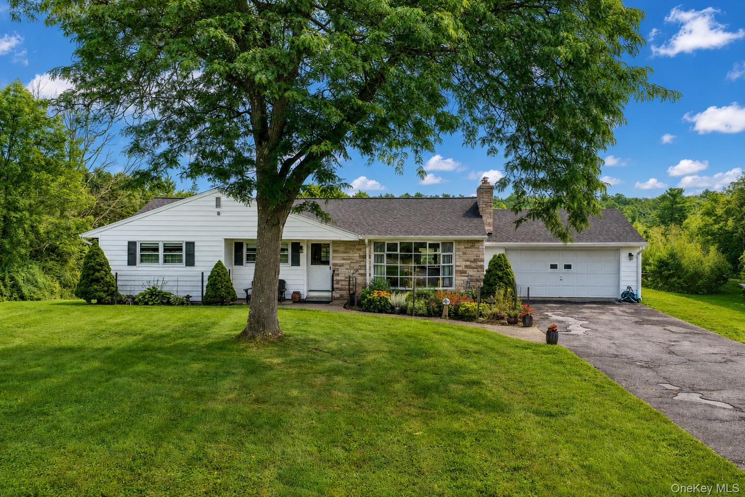 8250 Route 32, Cairo NY 12413