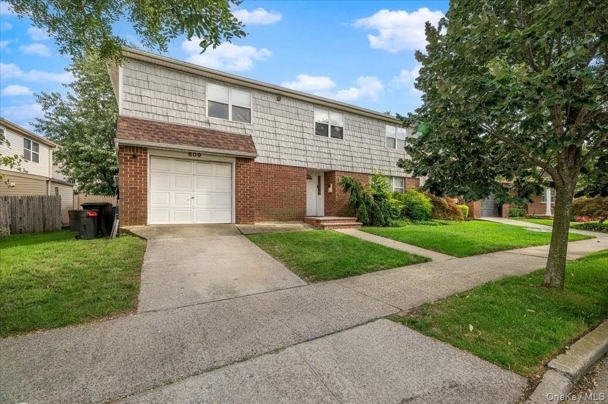 609 Meehan Avenue, Far Rockaway NY 11691