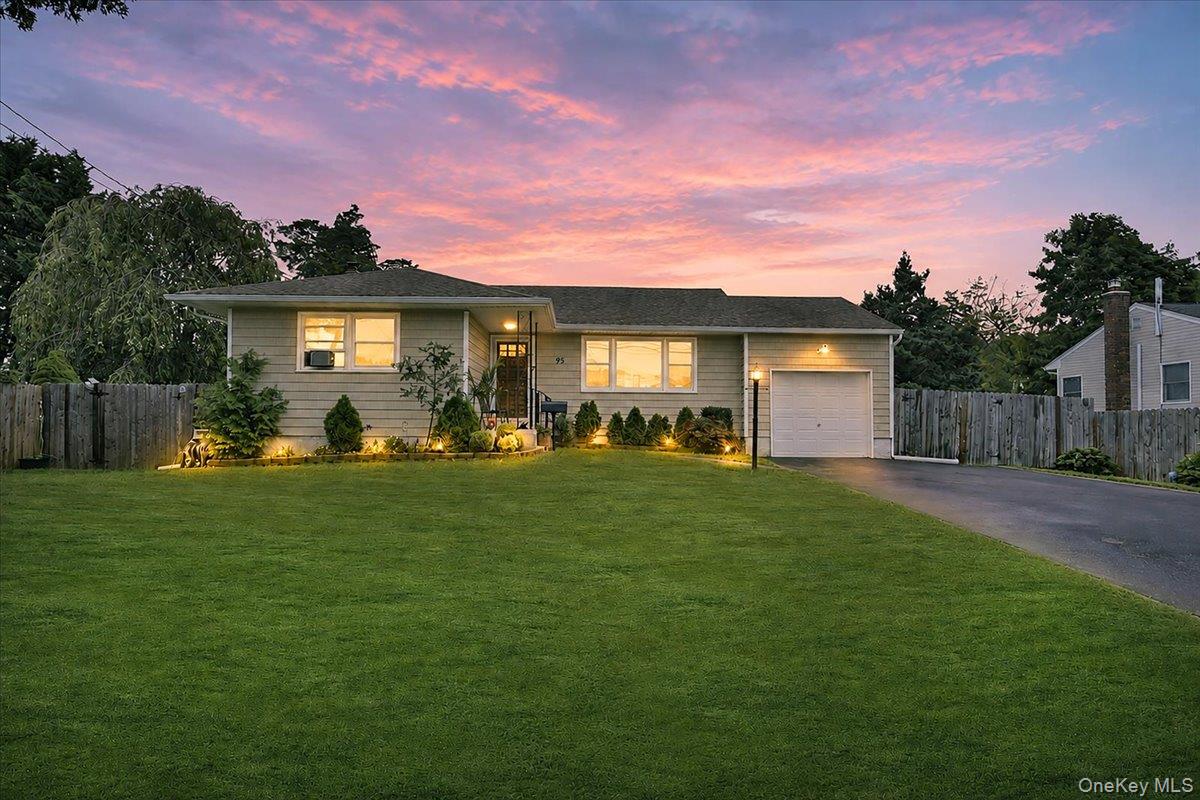 95 Jenkins Avenue, North Babylon NY 11703
