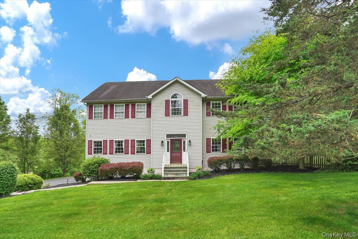 121 Conklingtown Road, Chester NY 10918