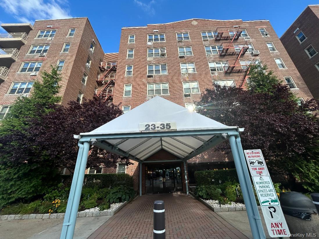 23-35 Bell Boulevard Unit 3H, Bayside NY 11360