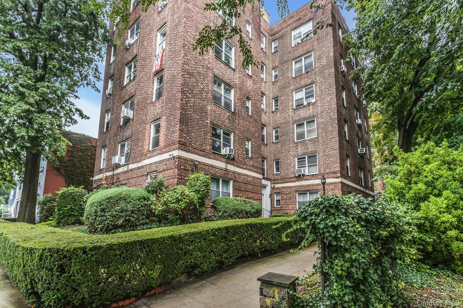 2600 Henry Hudson Parkway E Unit 1D, Bronx NY 10463