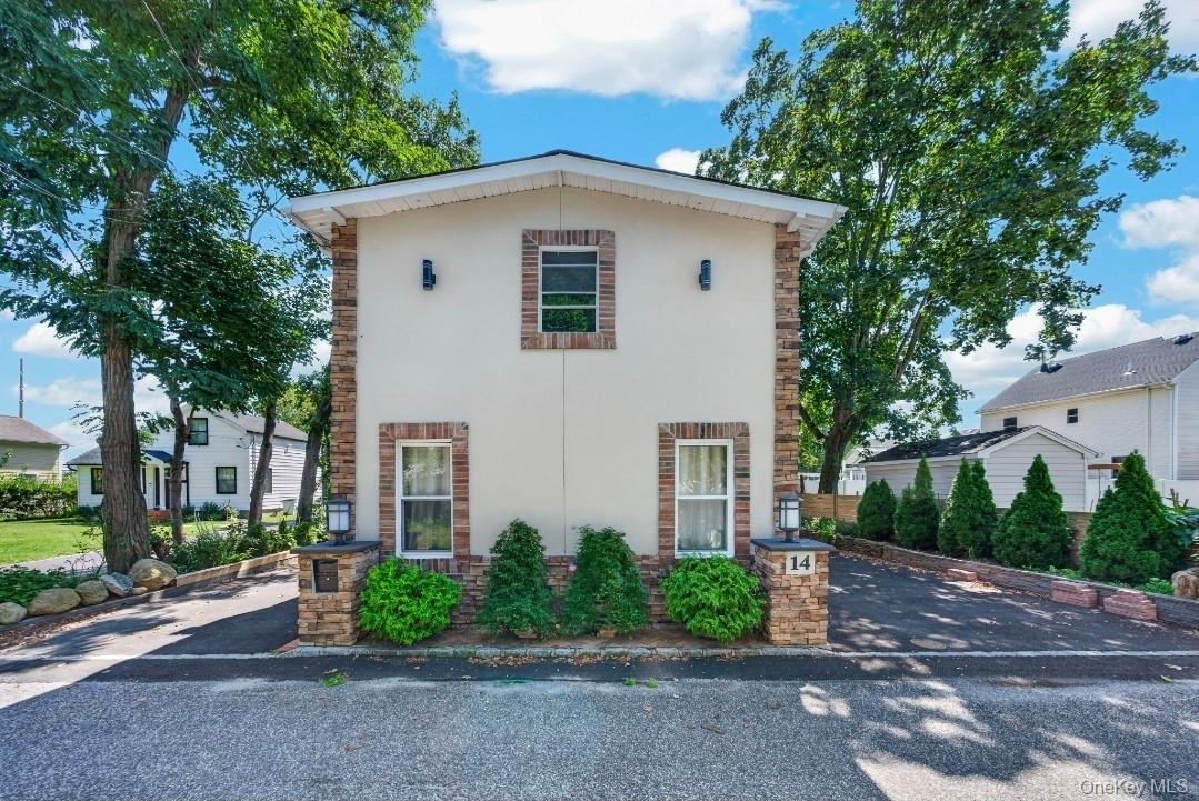 14 Electric Street, Patchogue NY 11772