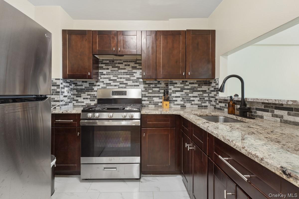 94-11 59th Avenue Unit D9, Elmhurst NY 11373