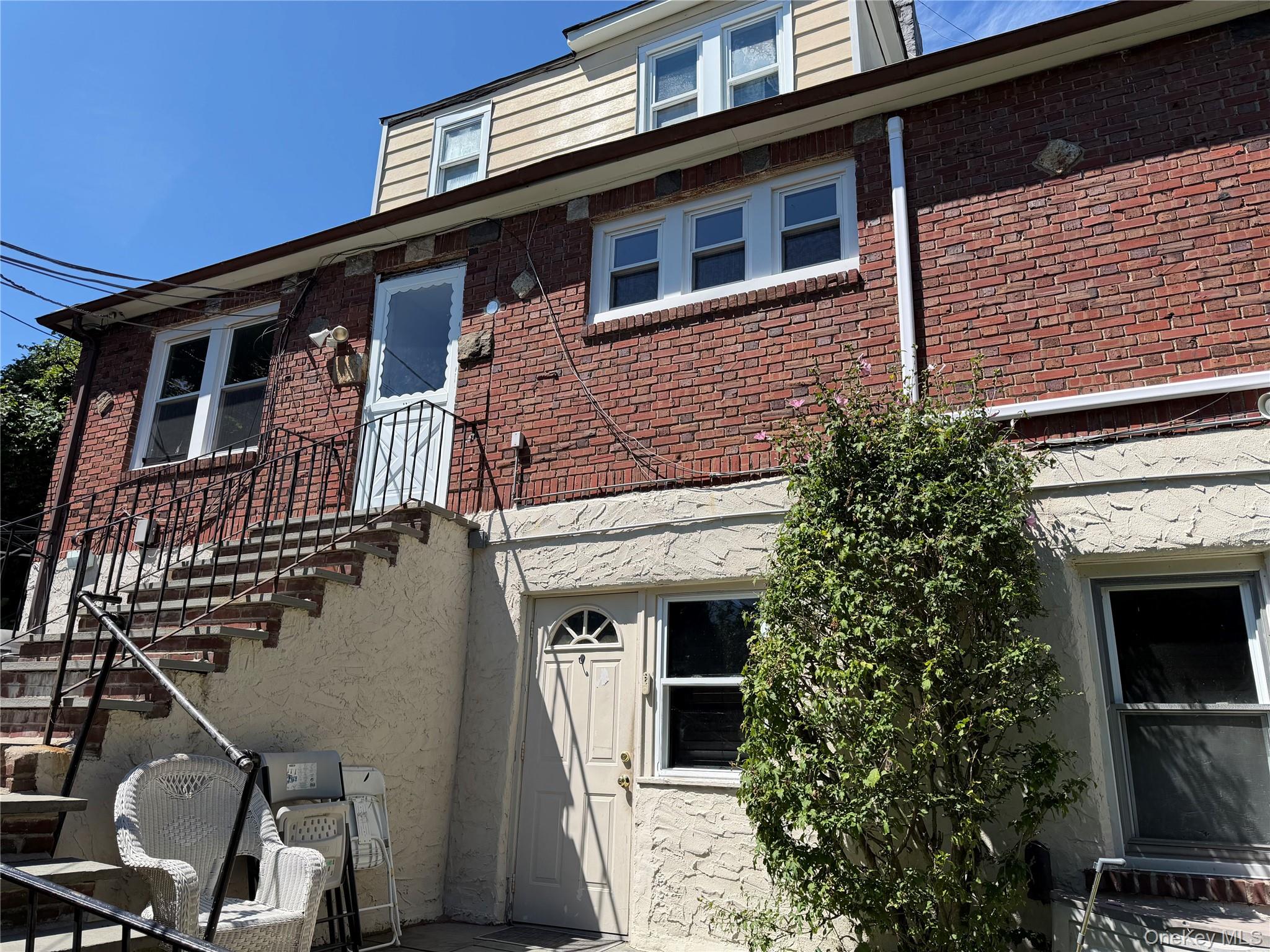 40 Paula Avenue, Yonkers NY 10704