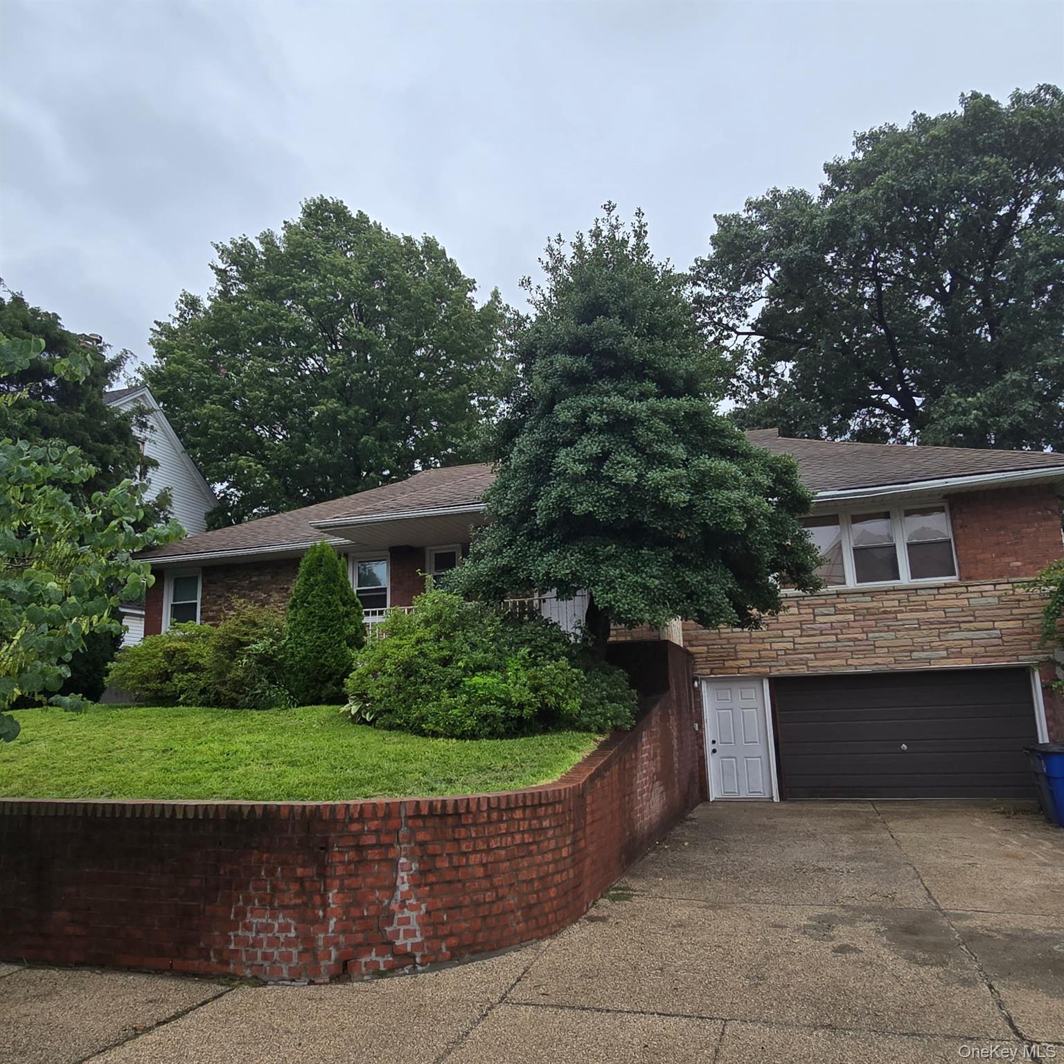 13843 229th Street, Springfield Gardens NY 11413