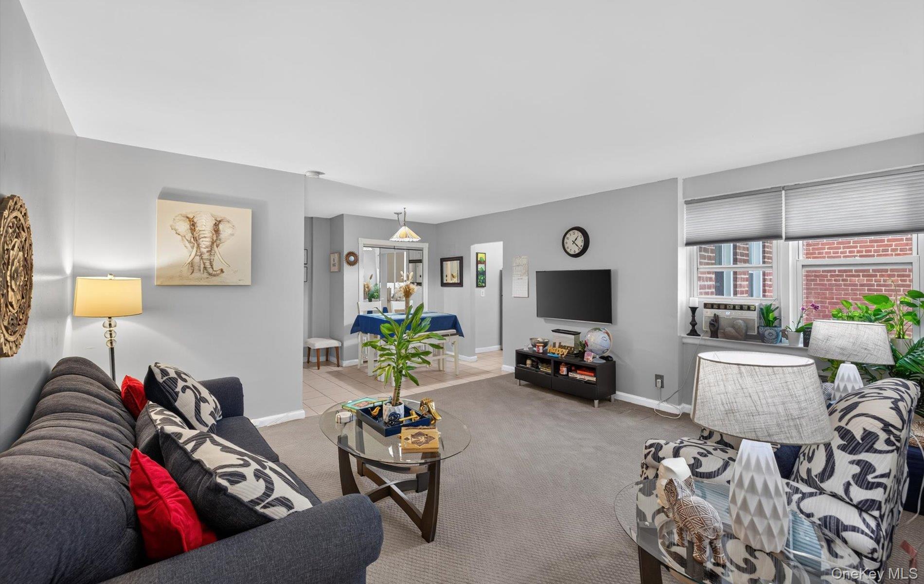 36 Cathedral Avenue Unit 4F, Hempstead NY 11550