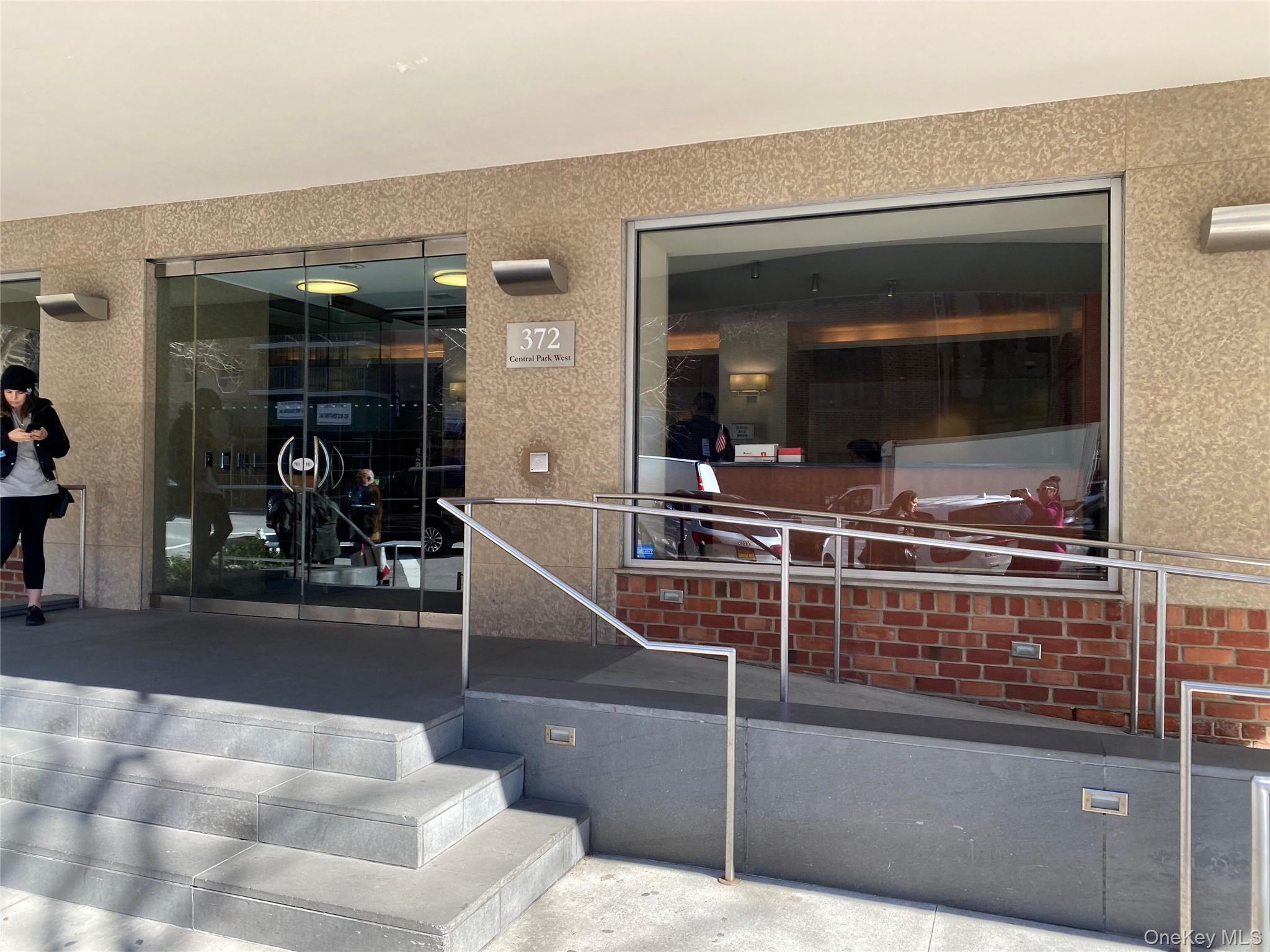 372 Central Park W Unit 20L, Manhattan NY 10025
