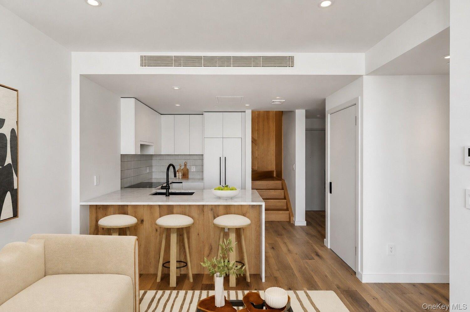 74 DIAMOND Street Unit 4B, Brooklyn NY 11222