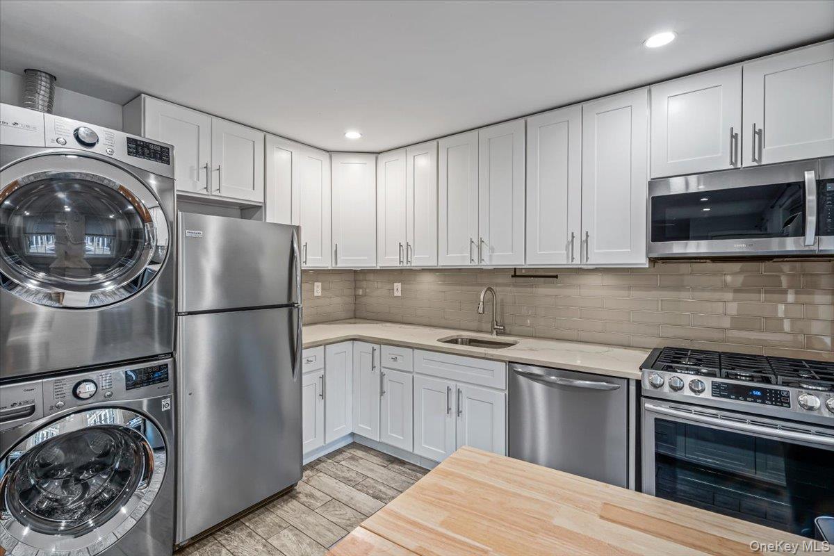64-62 223rd Place Unit 2, Bayside NY 11364