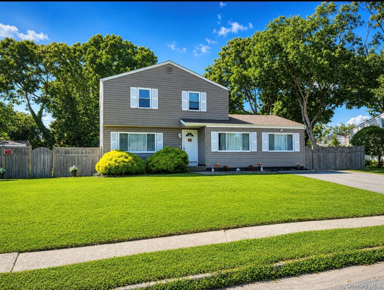 16 Belair Road, Selden NY 11784