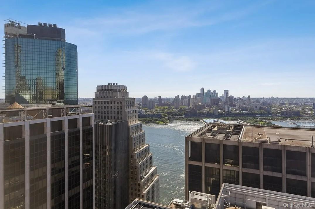 75 Wall Street Unit 36R, Manhattan NY 10005