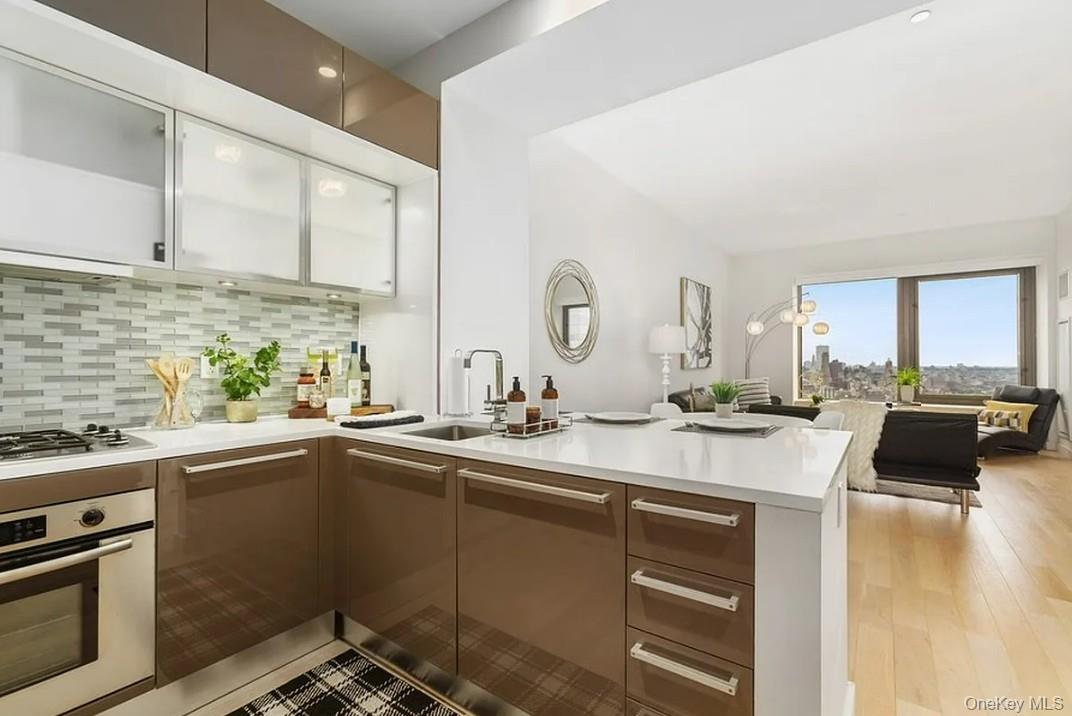 75 Wall Street Unit 36R, Manhattan NY 10005